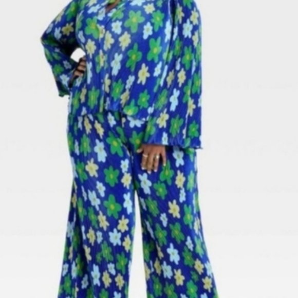 Target x Sammy B Wide Leg Pleated Trousers Pants Blue Flowers Size XL New - Picture 6 of 6